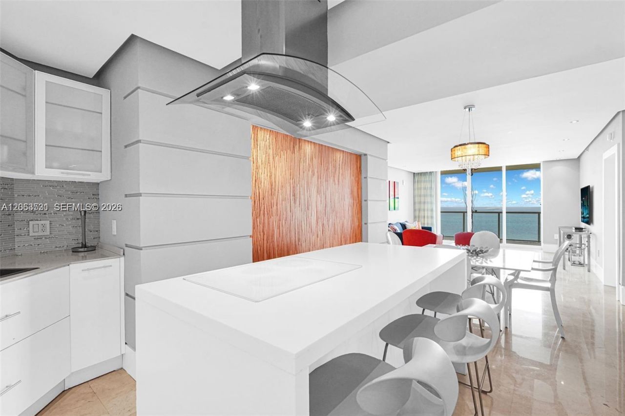 16699 Collins Ave, Unit 1103 / 2 P, Sunny Isles Beach, FL 33160 Photo