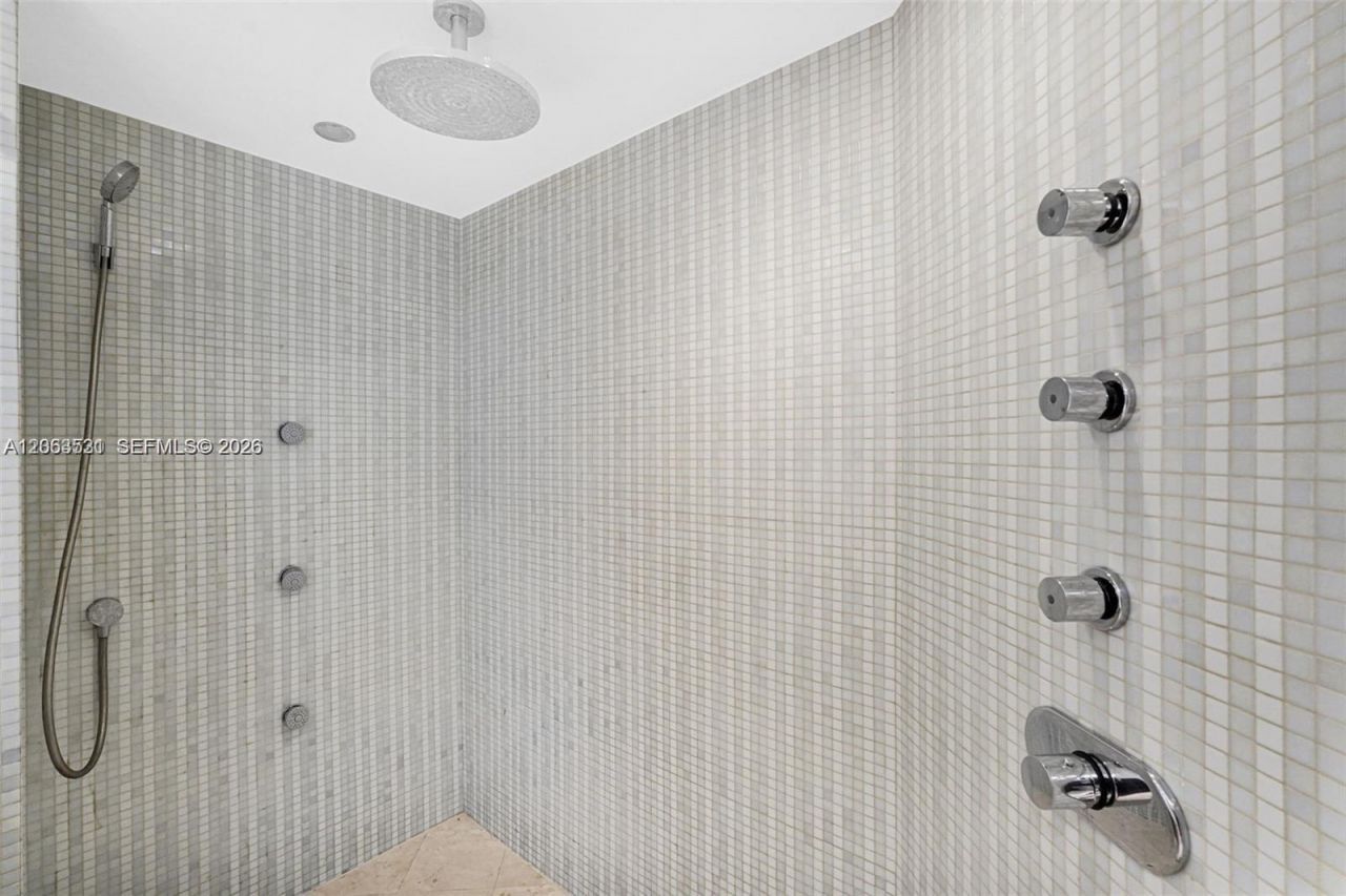 16699 Collins Ave, Unit 1103 / 2 P, Sunny Isles Beach, FL 33160 Photo