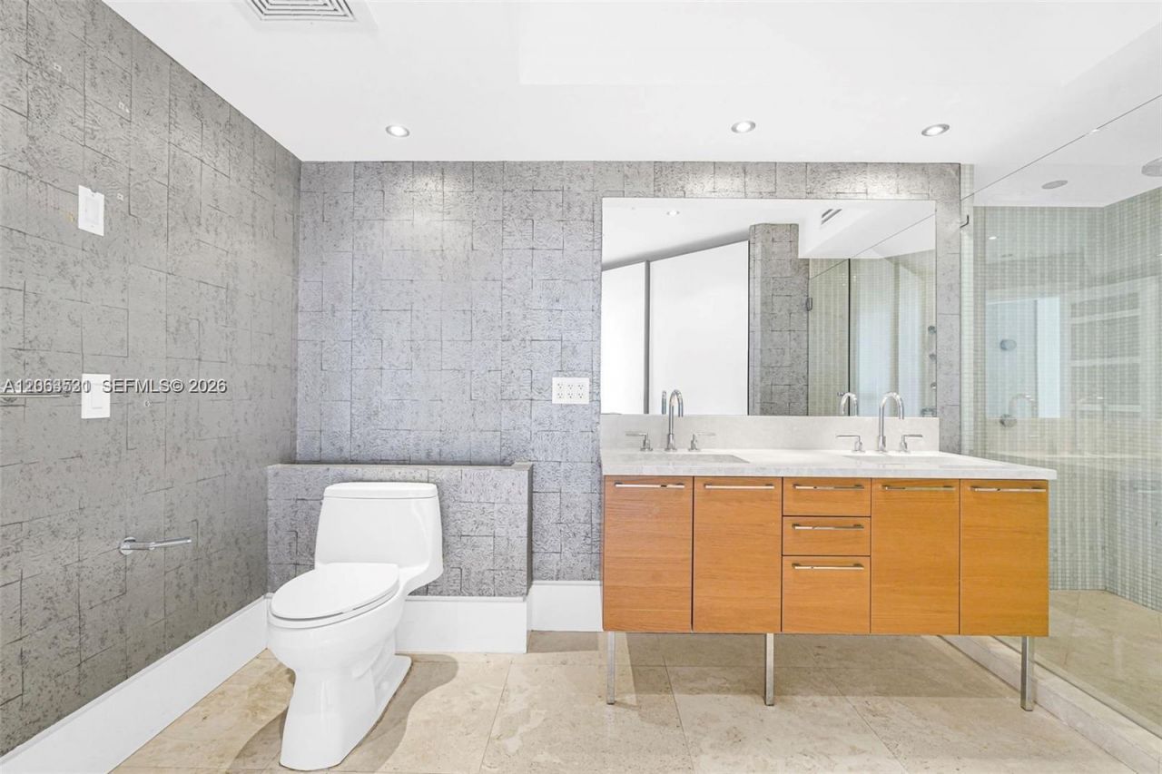 16699 Collins Ave, Unit 1103 / 2 P, Sunny Isles Beach, FL 33160 Photo