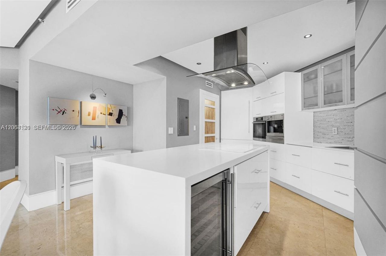 16699 Collins Ave, Unit 1103 / 2 P, Sunny Isles Beach, FL 33160 Photo