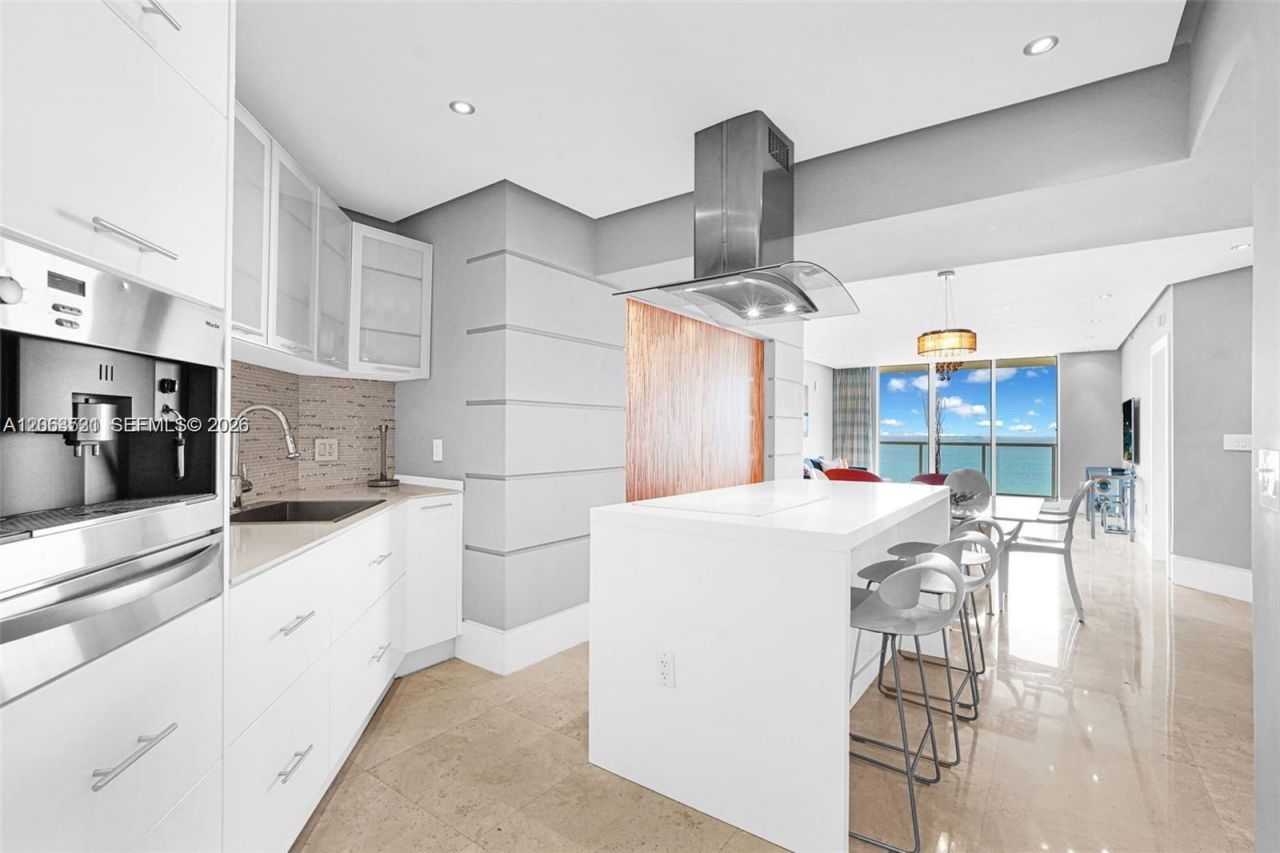 16699 Collins Ave, Unit 1103 / 2 P, Sunny Isles Beach, FL 33160 Photo