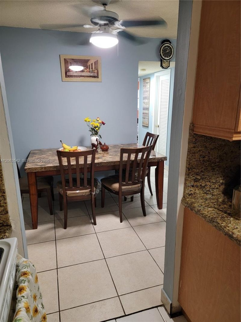 1425 Arthur St , Unit 216B, Hollywood, FL 33020 Photo