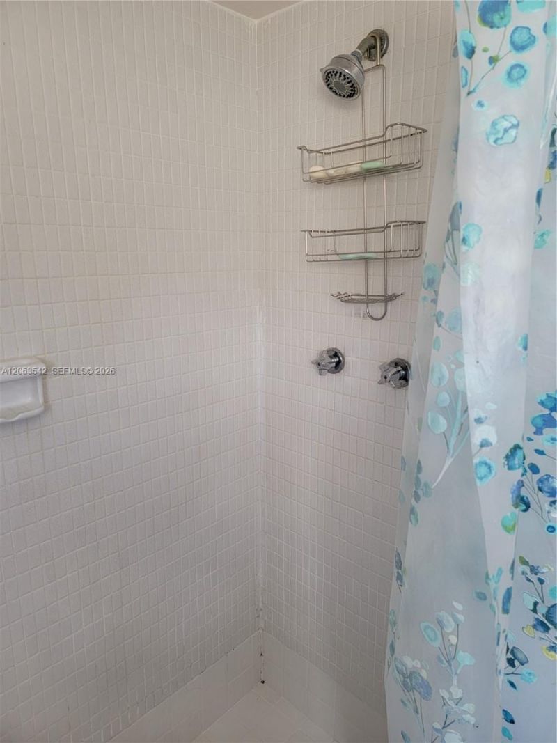 1425 Arthur St , Unit 216B, Hollywood, FL 33020 Photo