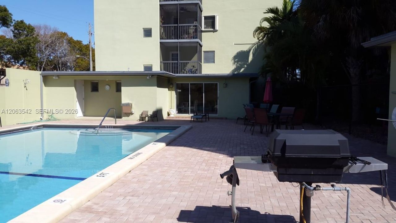 1425 Arthur St , Unit 216B, Hollywood, FL 33020 Photo
