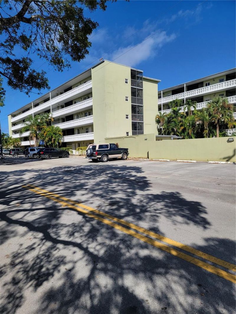 1425 Arthur St , Unit 216B, Hollywood, FL 33020 Photo