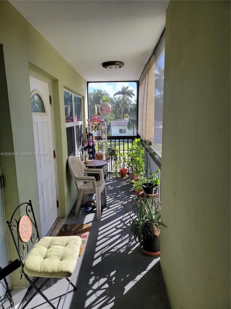 1425 Arthur St , Unit 216B, Hollywood, FL 33020 Photo