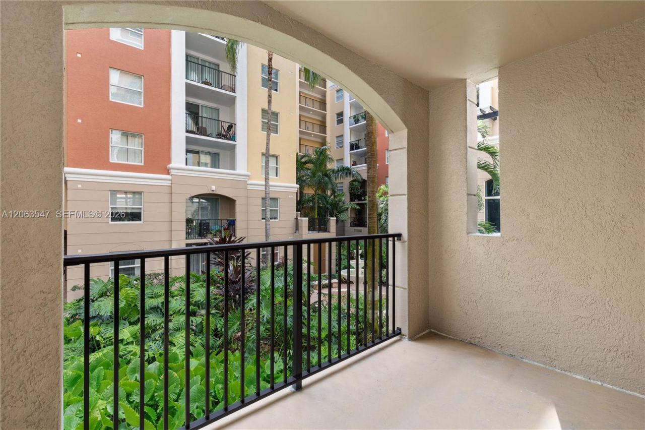 17100 N Bay Rd , Unit 1210, Sunny Isles Beach, FL 33160 Photo