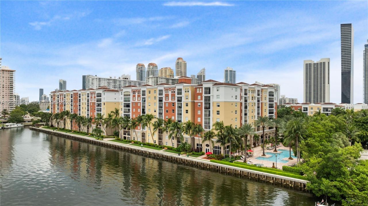 17100 N Bay Rd , Unit 1210, Sunny Isles Beach, FL 33160 Photo
