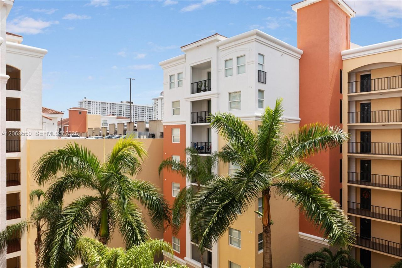 17100 N Bay Rd , Unit 1712, Sunny Isles Beach, FL 33160 Photo