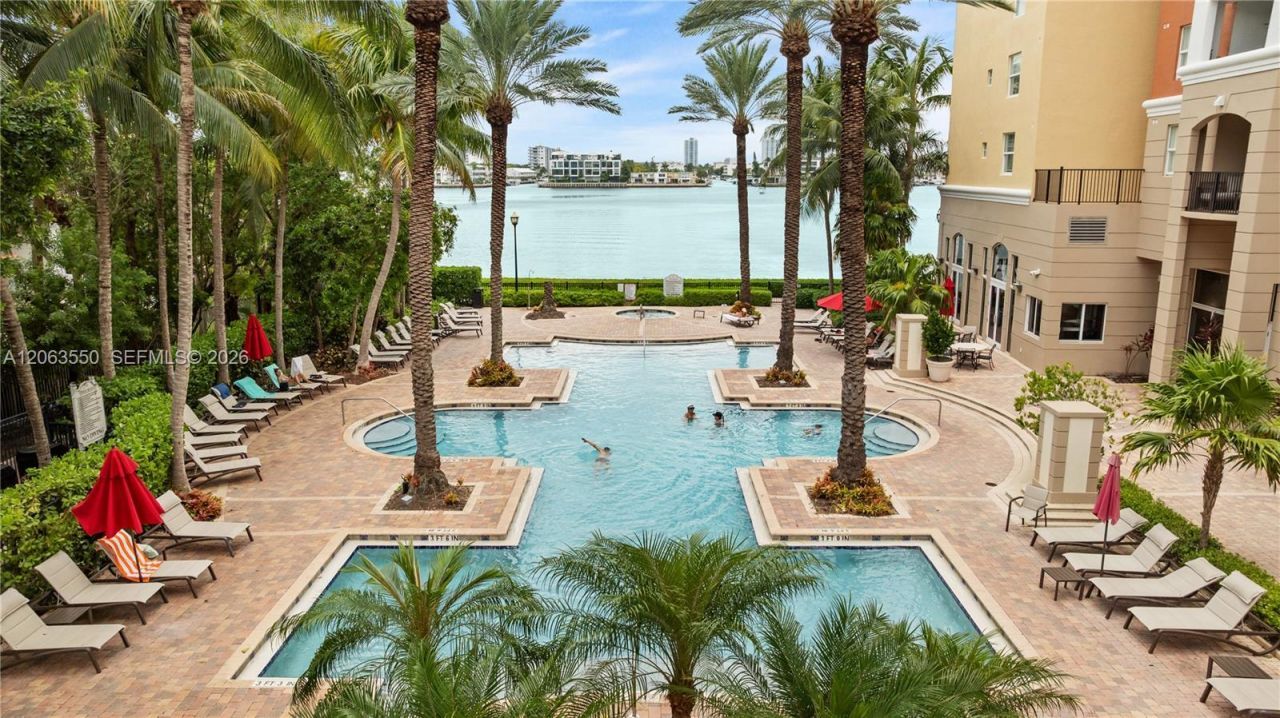 17100 N Bay Rd , Unit 1712, Sunny Isles Beach, FL 33160 Photo