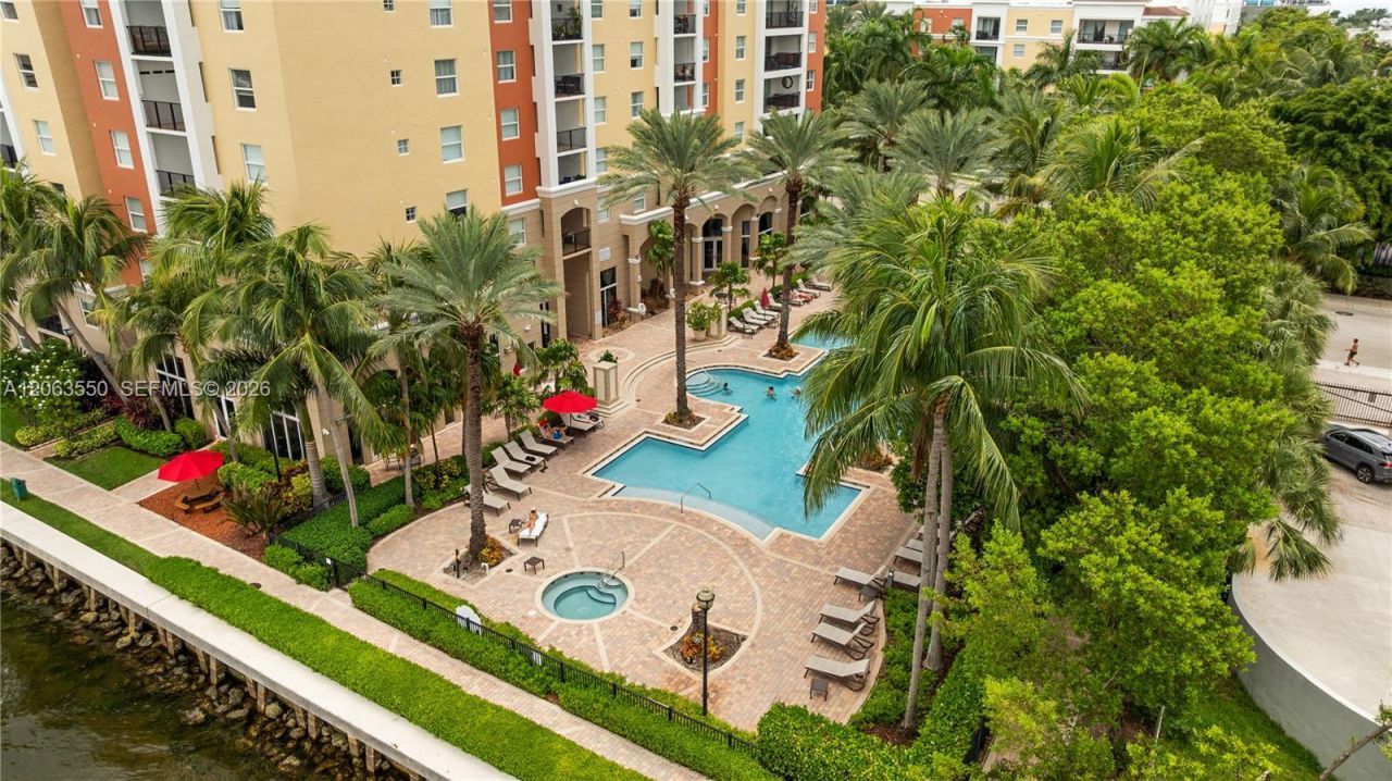 17100 N Bay Rd , Unit 1712, Sunny Isles Beach, FL 33160 Photo