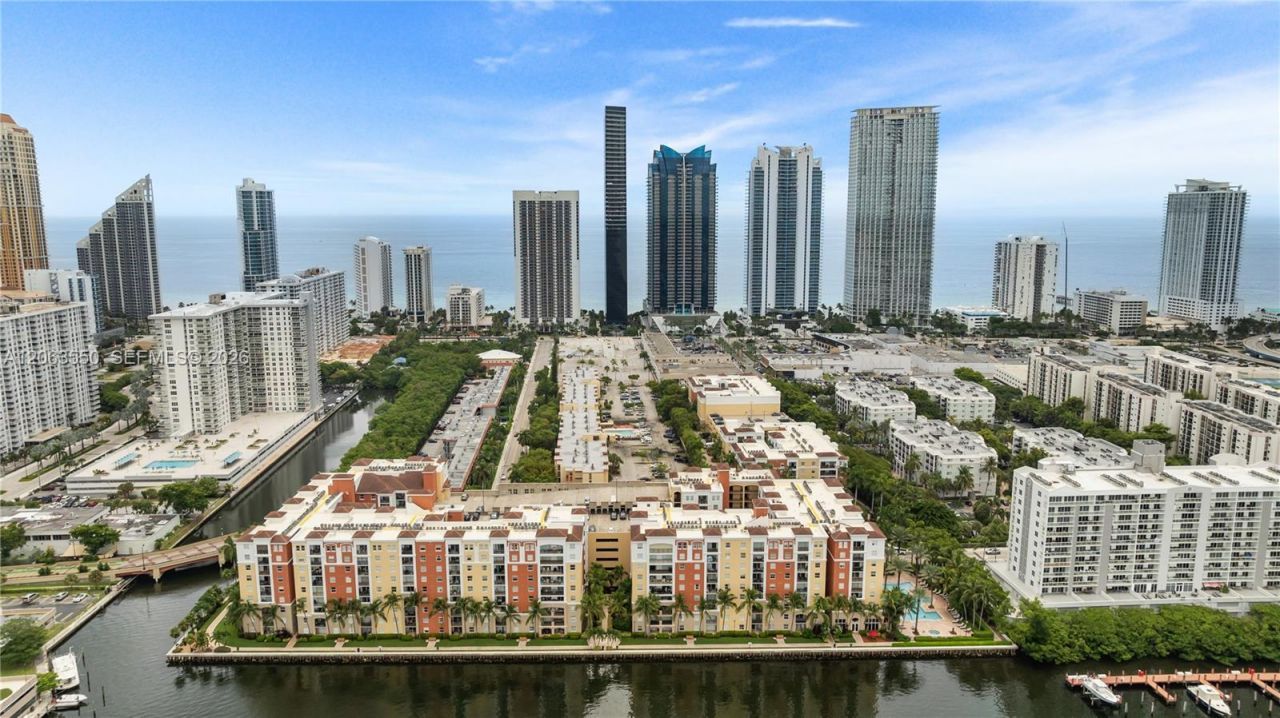 17100 N Bay Rd , Unit 1712, Sunny Isles Beach, FL 33160 Photo