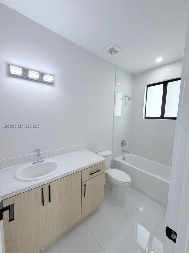 12368 SW 219th St, Miami, FL 33170 Photo