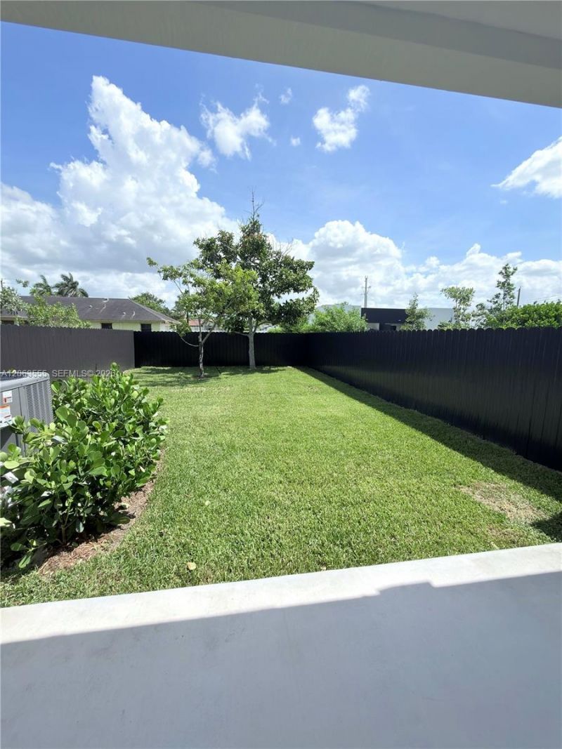 12368 SW 219th St, Miami, FL 33170 Photo
