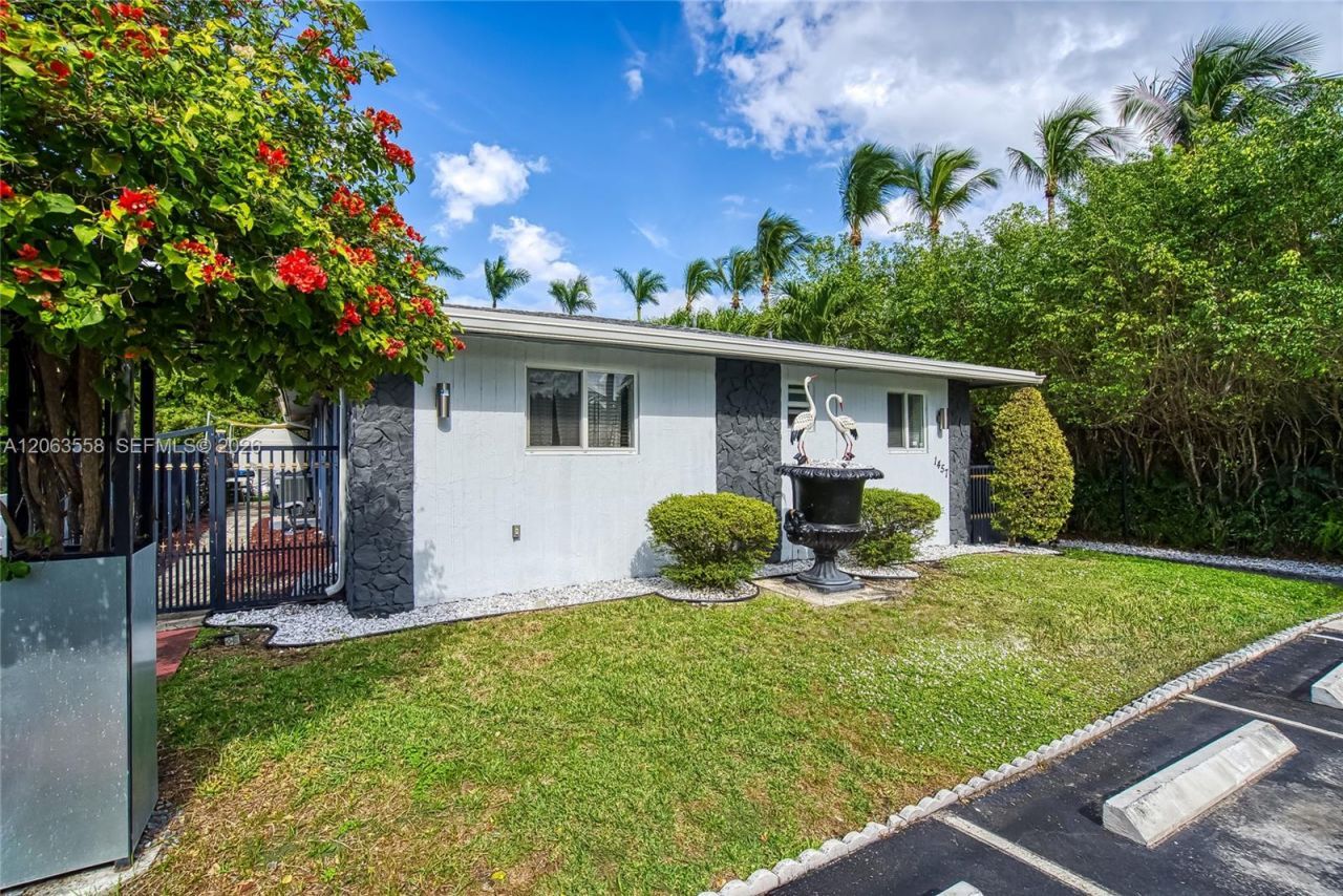 1457 Atlantic Shores Blvd, Unit 1, Hallandale Beach, FL 33009 Photo