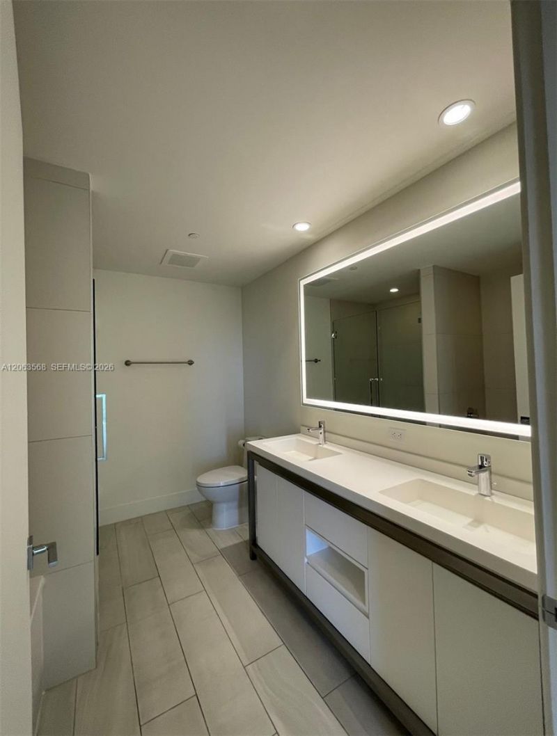 2000 Metropica Way , Unit 504, Sunrise, FL 33323 Photo