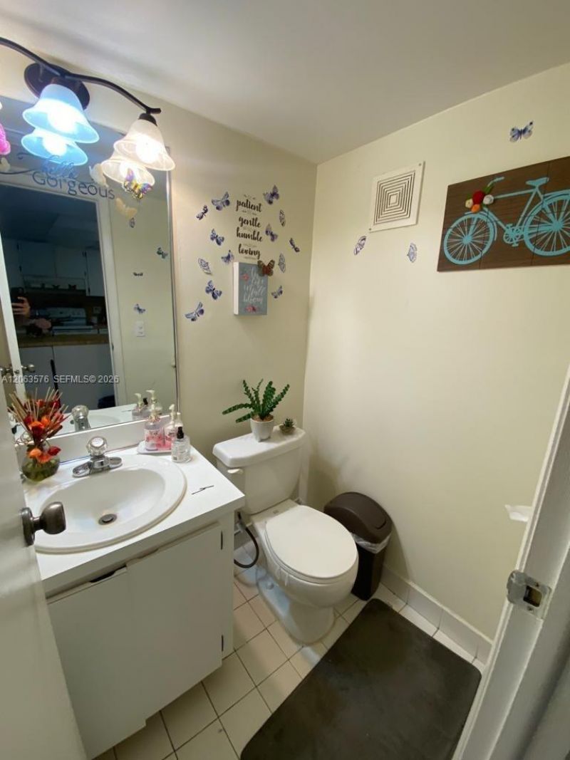 633 N University Dr , Unit 14, Plantation, FL 33324 Photo