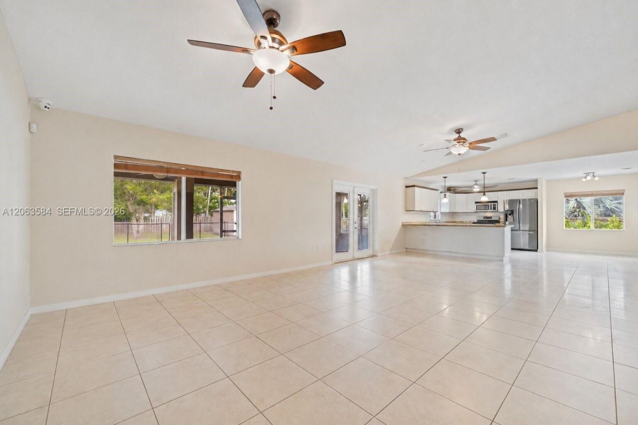 32361 SW 202nd Pl, Homestead, FL 33030 Photo