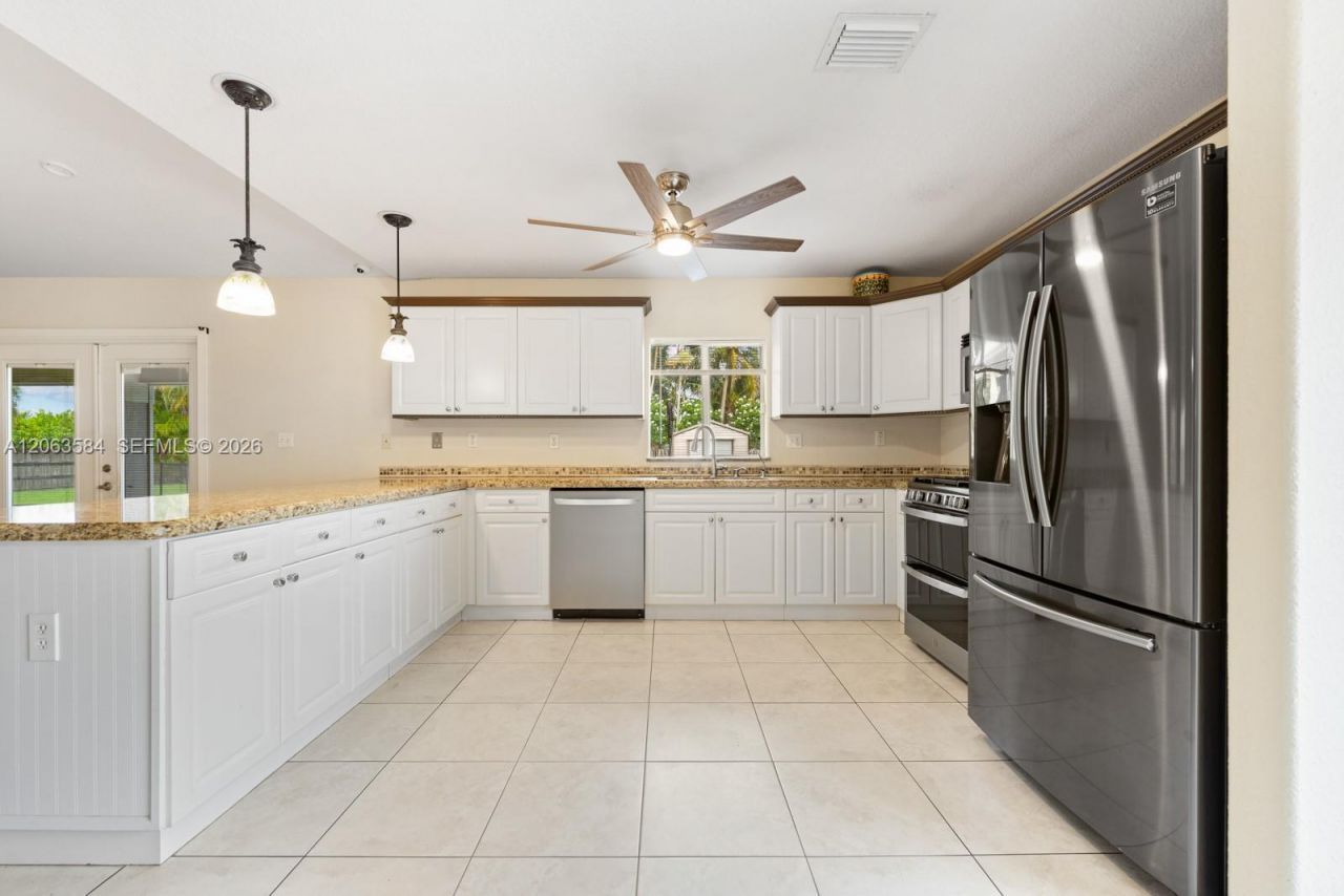 32361 SW 202nd Pl, Homestead, FL 33030 Photo