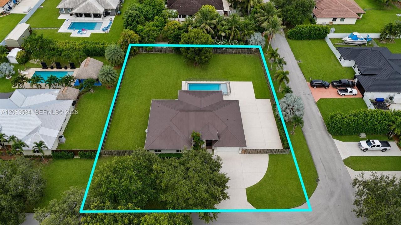 32361 SW 202nd Pl, Homestead, FL 33030 Photo