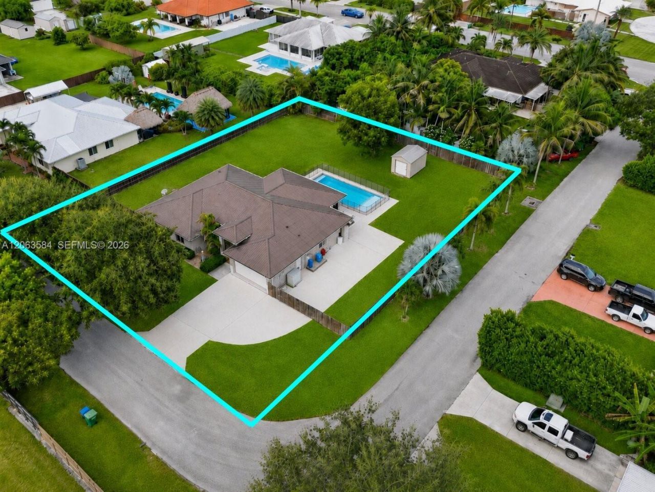 32361 SW 202nd Pl, Homestead, FL 33030 Photo