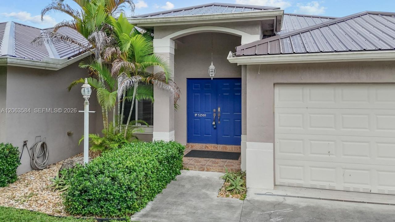 32361 SW 202nd Pl, Homestead, FL 33030 Photo