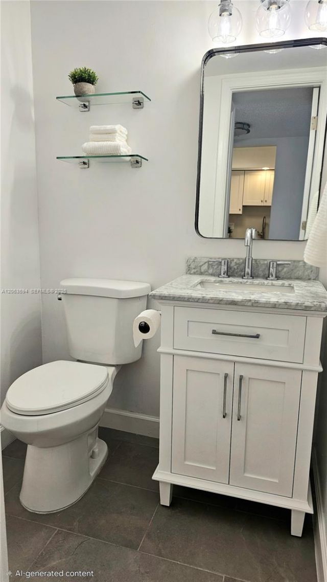 1825 S Ocean Dr, Unit 313, Hallandale Beach, FL 33009 Photo