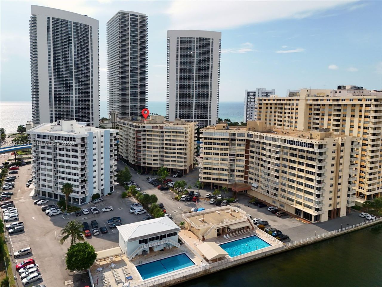 1825 S Ocean Dr, Unit 313, Hallandale Beach, FL 33009 Photo