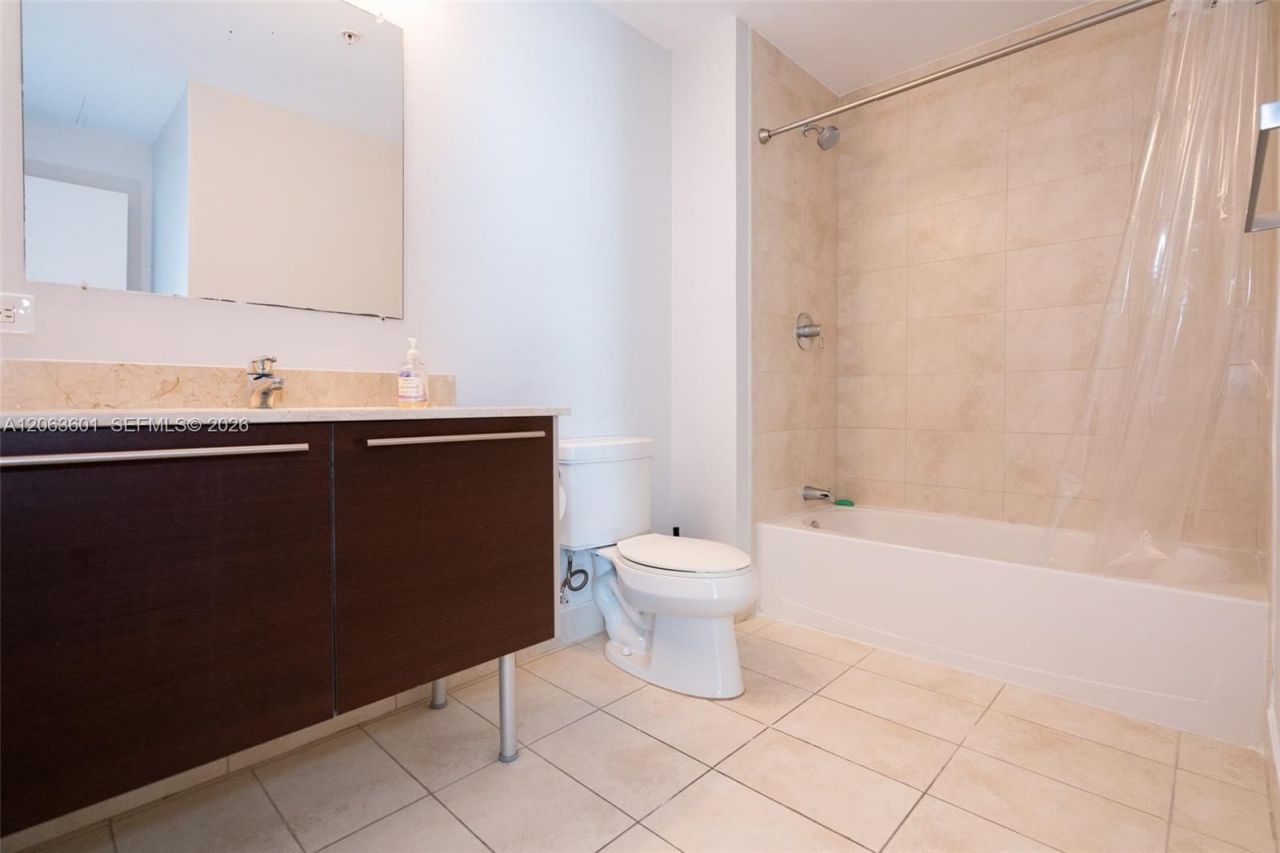 1900 N Bayshore Dr, Unit 3917, Miami, FL 33132 Photo