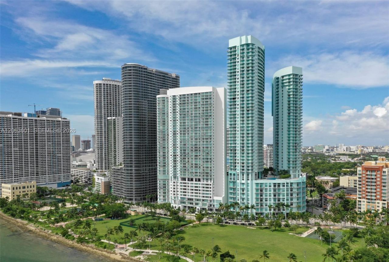 1900 N Bayshore Dr, Unit 3917, Miami, FL 33132 Photo
