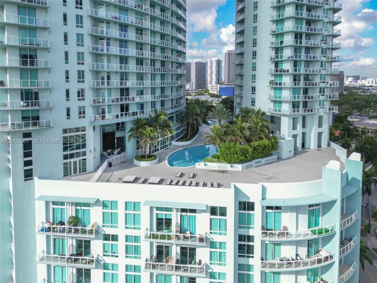 1900 N Bayshore Dr, Unit 3917, Miami, FL 33132 Photo