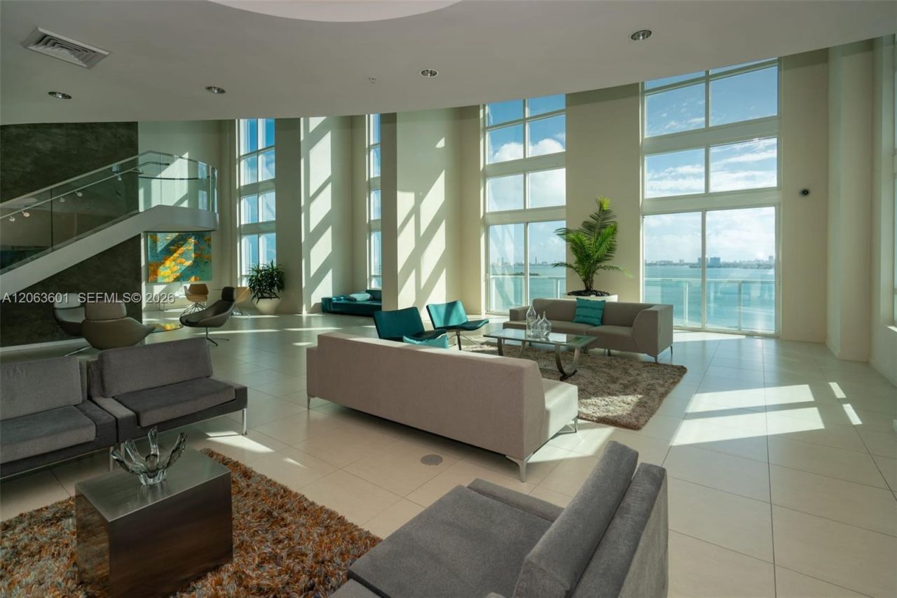 1900 N Bayshore Dr, Unit 3917, Miami, FL 33132 Photo