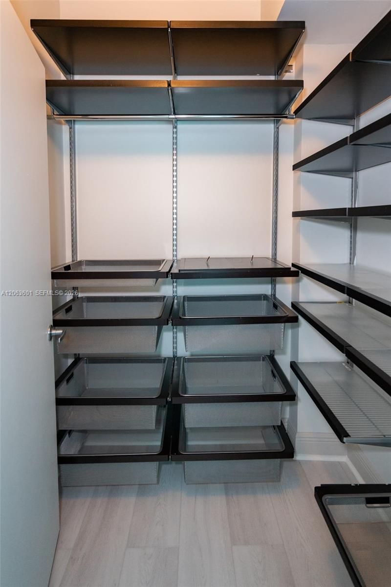 1900 N Bayshore Dr, Unit 3917, Miami, FL 33132 Photo