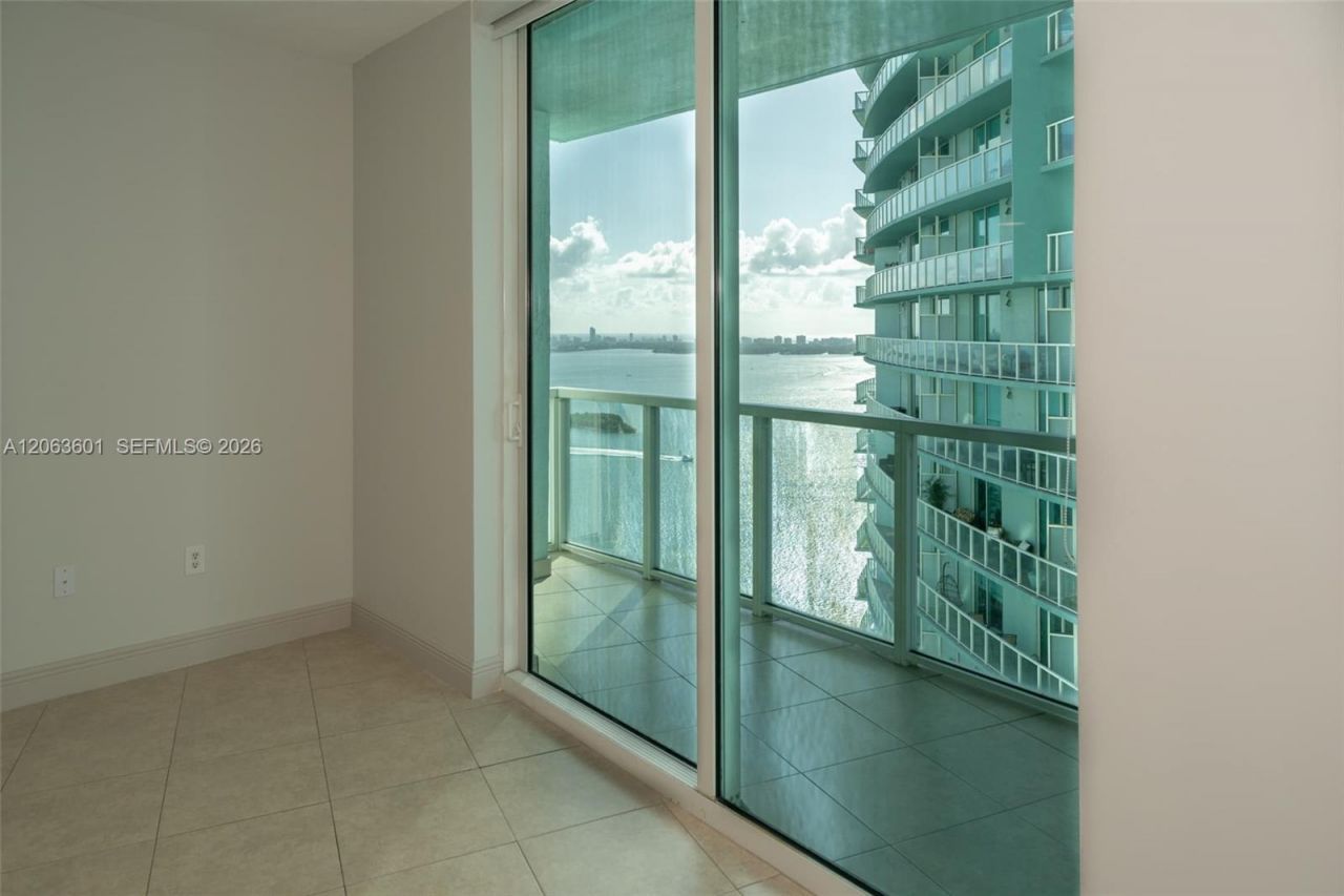 1900 N Bayshore Dr, Unit 3917, Miami, FL 33132 Photo