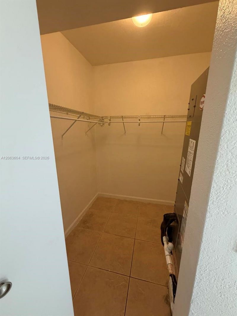 12890 NE 8th Ave, Unit 304, North Miami, FL 33161 Photo