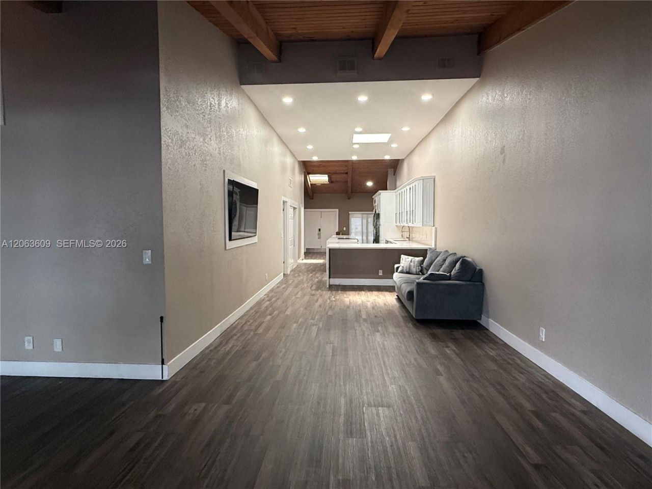 2645 S Parkview Dr, Unit 2645, Hallandale Beach, FL 33009 Photo