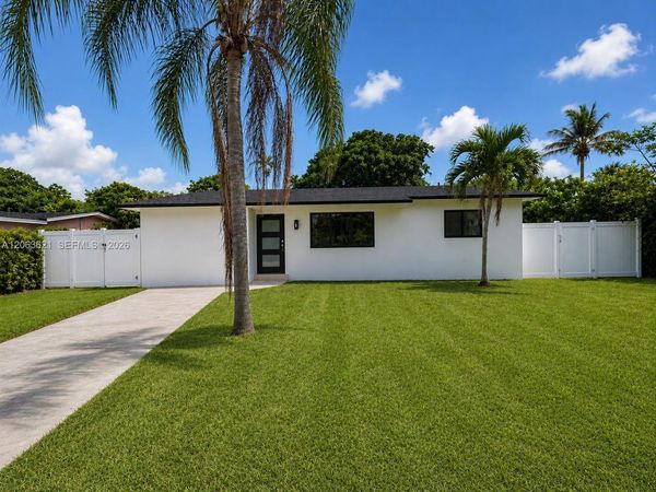 1141 NE 166th St, North Miami Beach, FL 33162