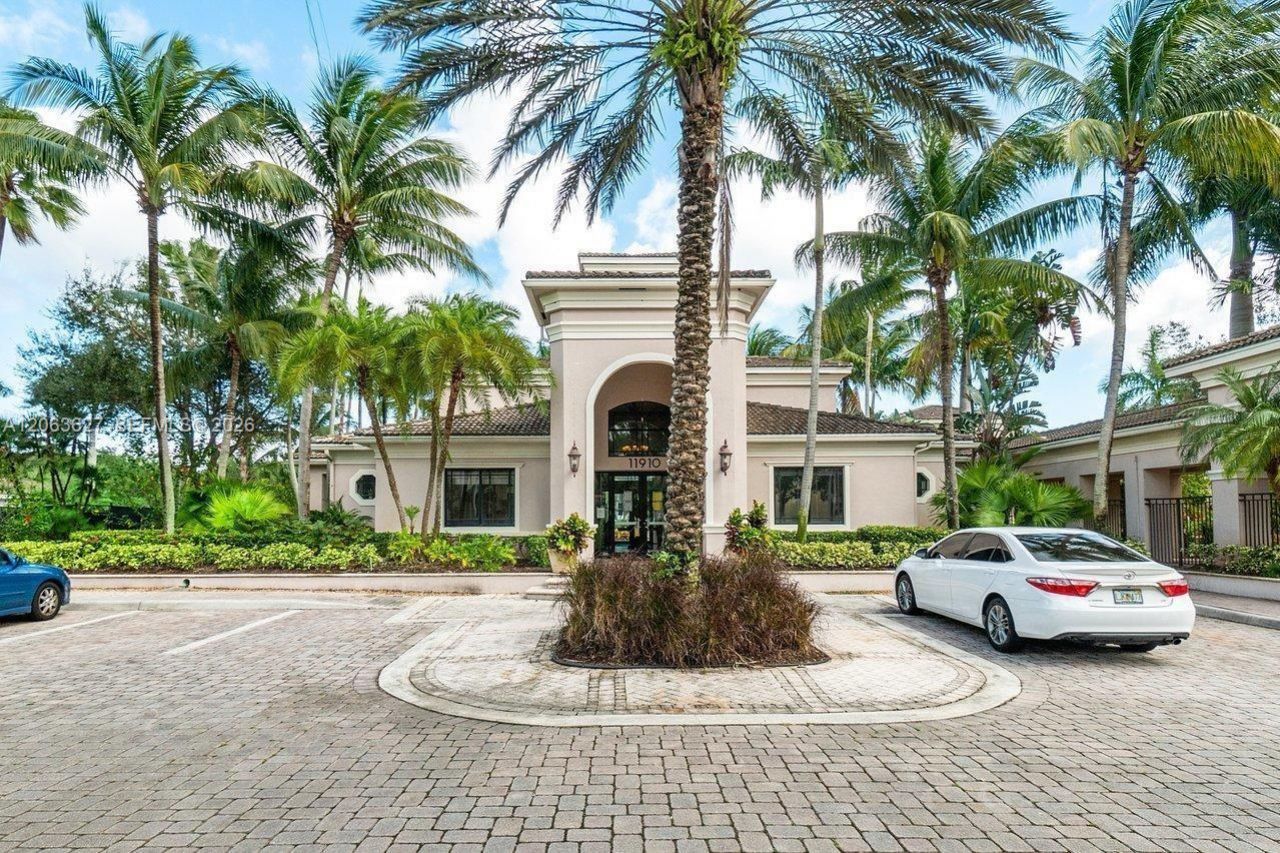 2813 Grande Pkwy, Unit 301, Palm Beach Gardens, FL 33410 Photo