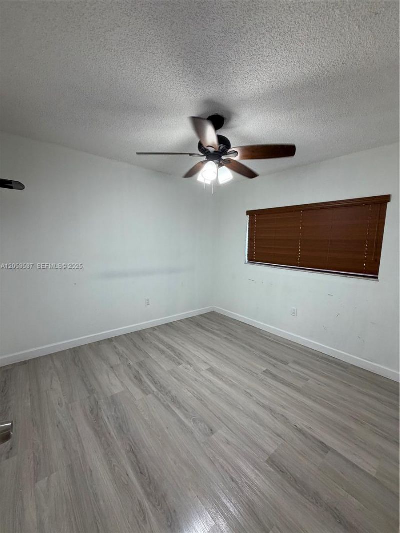 7878 W 29th Ln, Unit 202, Hialeah, FL 33018 Photo