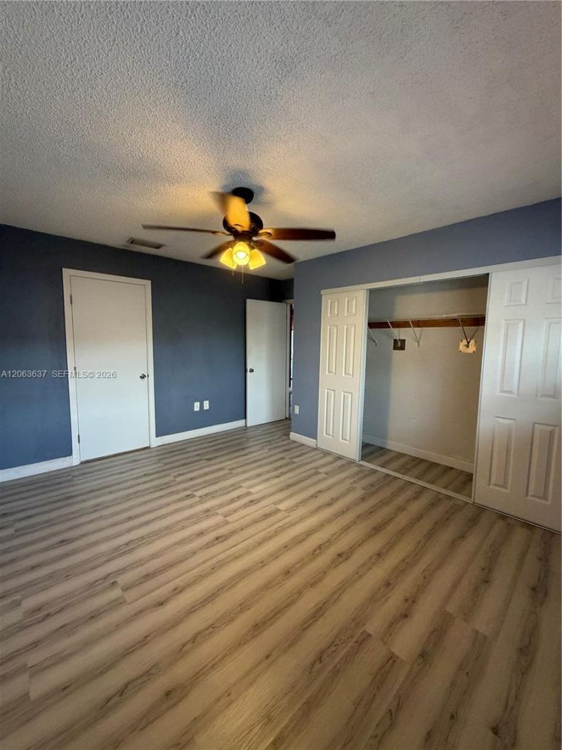 7878 W 29th Ln, Unit 202, Hialeah, FL 33018 Photo
