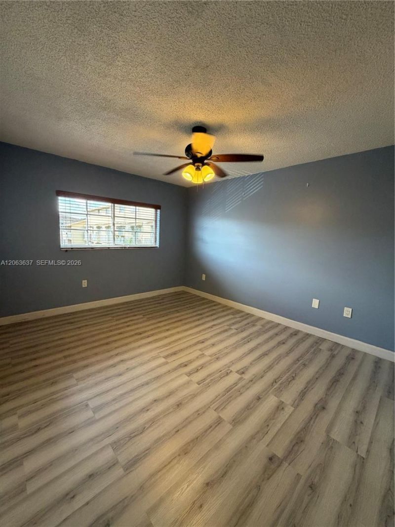 7878 W 29th Ln, Unit 202, Hialeah, FL 33018 Photo