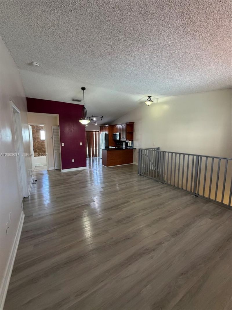 7878 W 29th Ln, Unit 202, Hialeah, FL 33018 Photo
