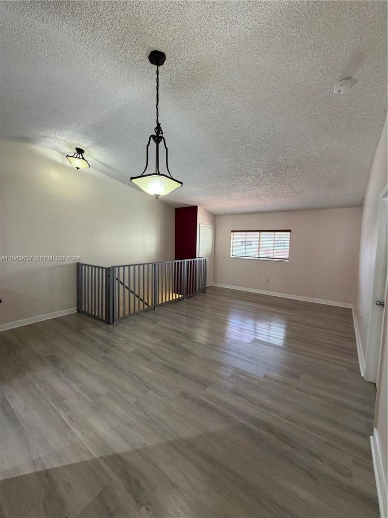 7878 W 29th Ln, Unit 202, Hialeah, FL 33018 Photo