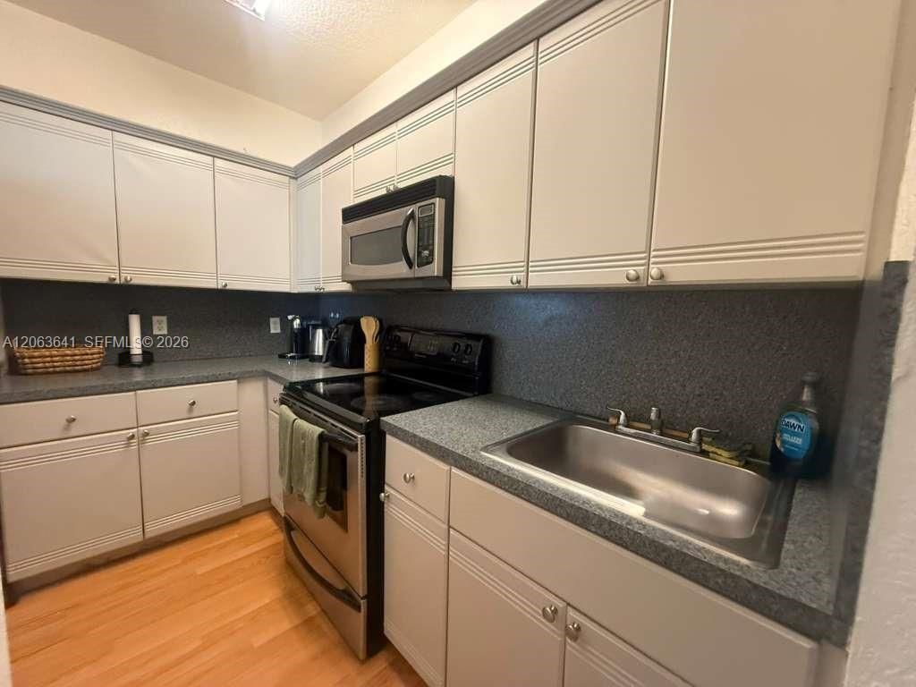 820 Euclid Ave, Unit 206, Miami Beach, FL 33139 Photo