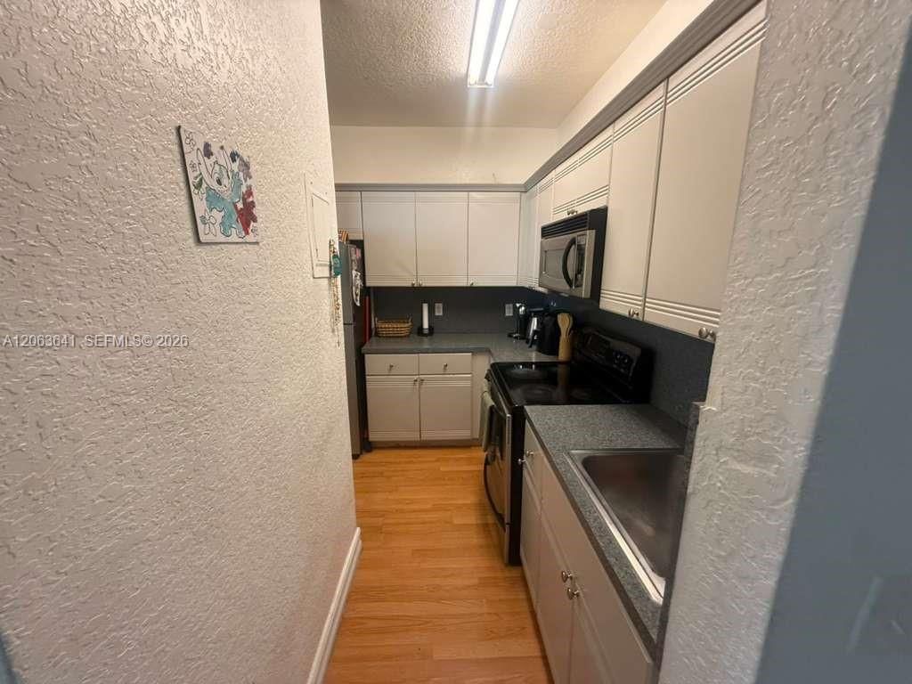 820 Euclid Ave, Unit 206, Miami Beach, FL 33139 Photo