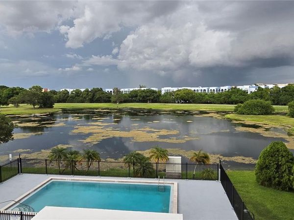 9688 Fontainebleau Blvd, Unit 404, Miami, FL 33172