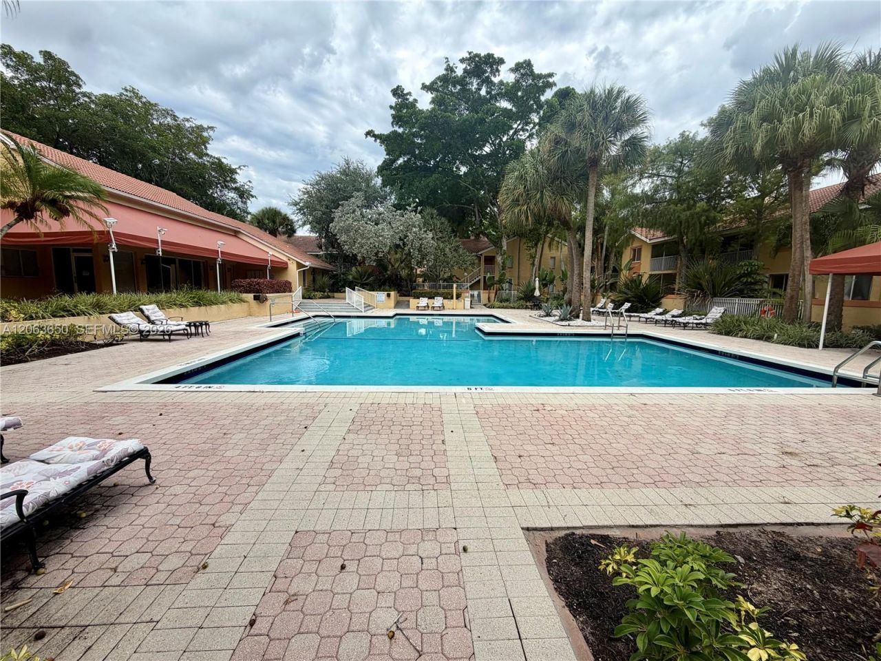 1012 Coral Club Dr, Unit 1012, Coral Springs, FL 33071 Photo