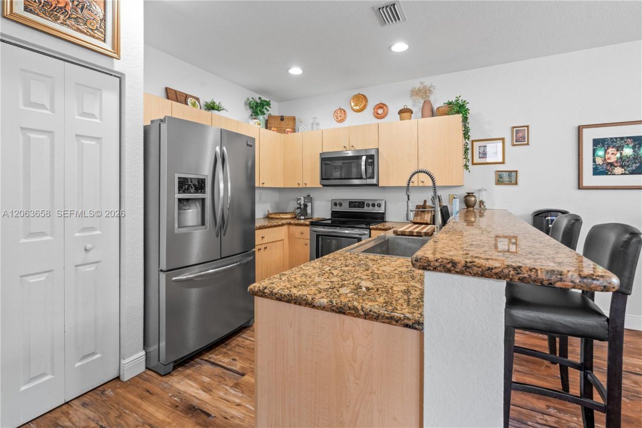 1917 SE 14th St, Homestead, FL 33035 Photo