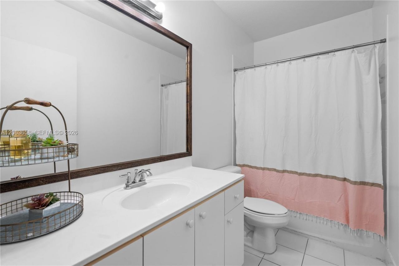 1917 SE 14th St, Homestead, FL 33035 Photo