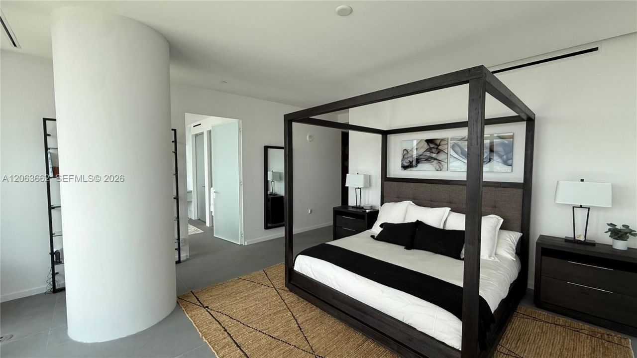 2000 S Ocean Dr, Unit 22B, Hallandale Beach, FL 33009 Photo